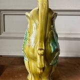 Vase art nouveau en barbotine estampillé