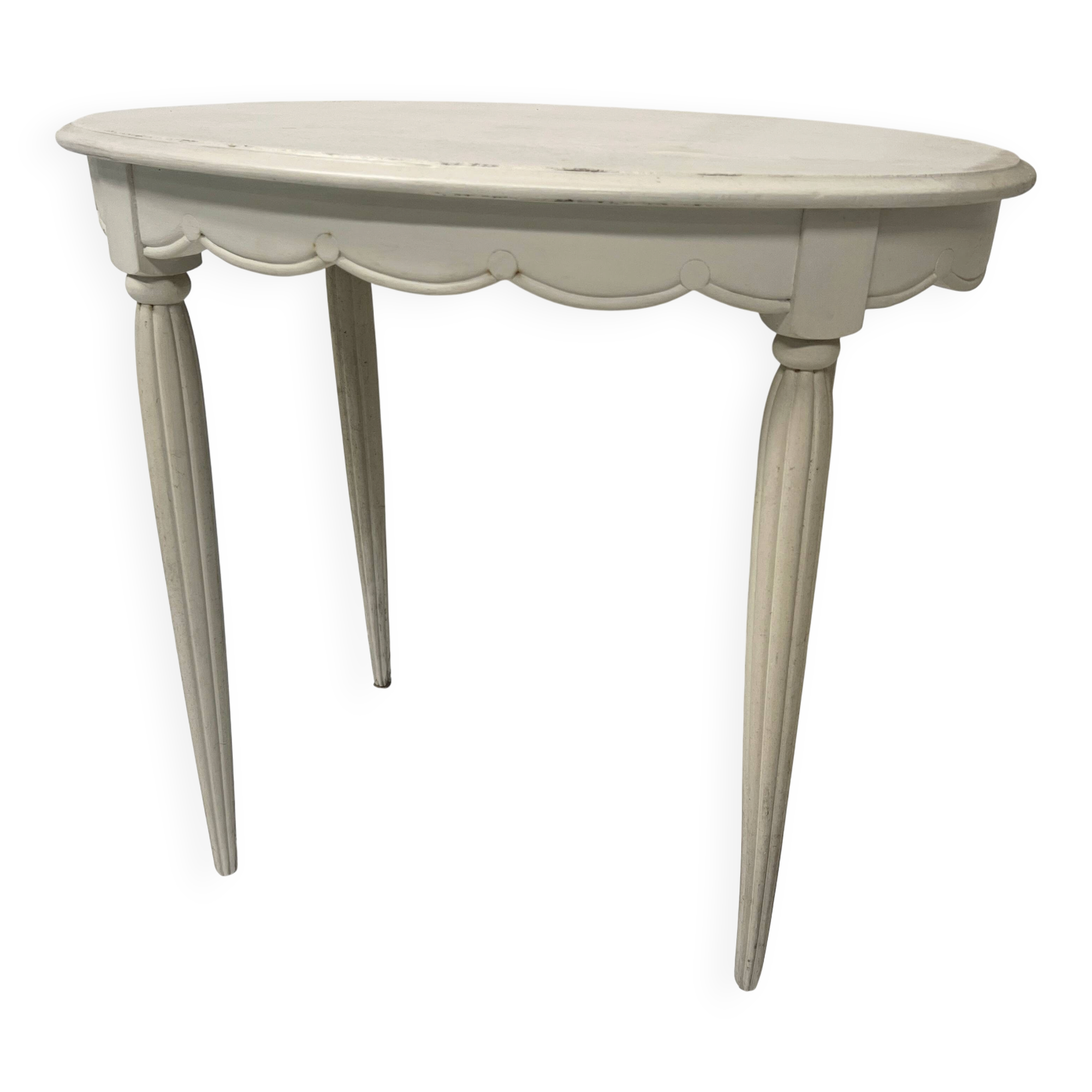 Art Deco style guéridon in patinated beech, 20th century.