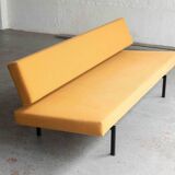 3-seater sofa / daybed by Gijs Van der Sluis