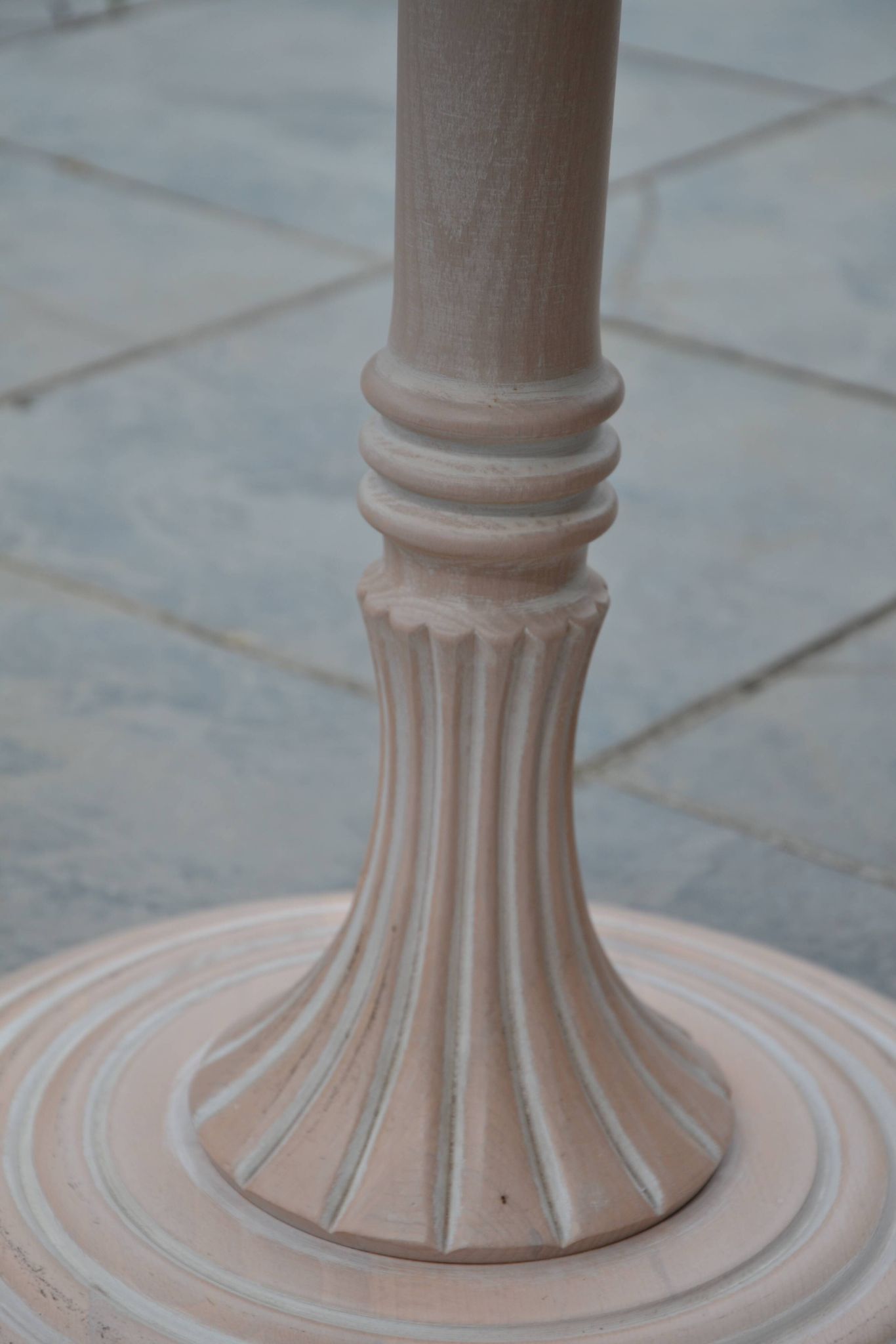 Petite table basse ronde travertin/bout de canapé années 80/90