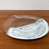 Vintage plate or bowl in German glass by Hans Jürgen Richartz for the Richartz art collection, Mathildenhütte, Solingen, Germany.