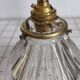 Grande applique en verre holophane et laiton