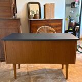 Adult desk with compass feet