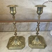 Paire de bougeoirs en laiton XIXème