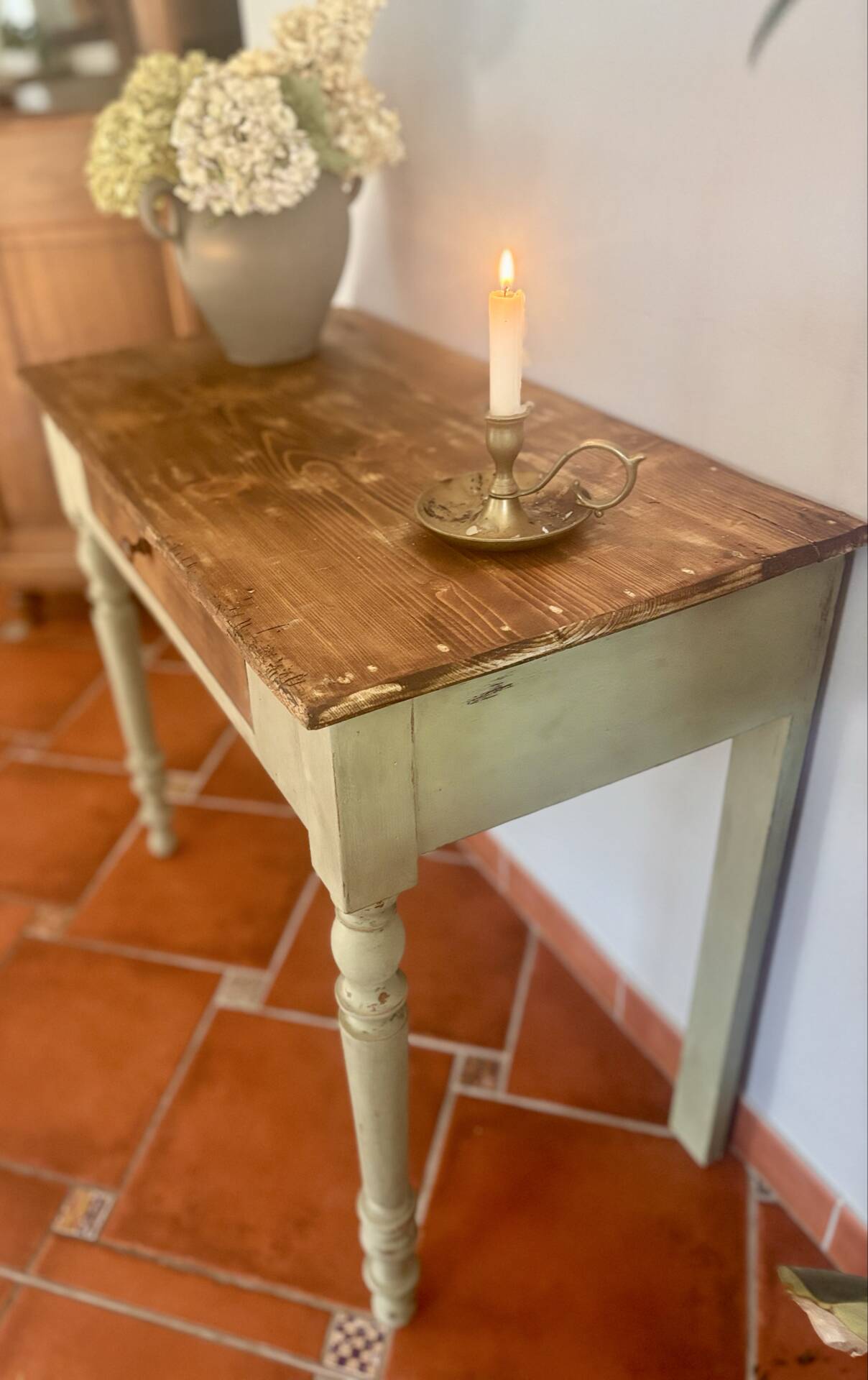Old patinated wooden console – French country spirit, turned legs.
