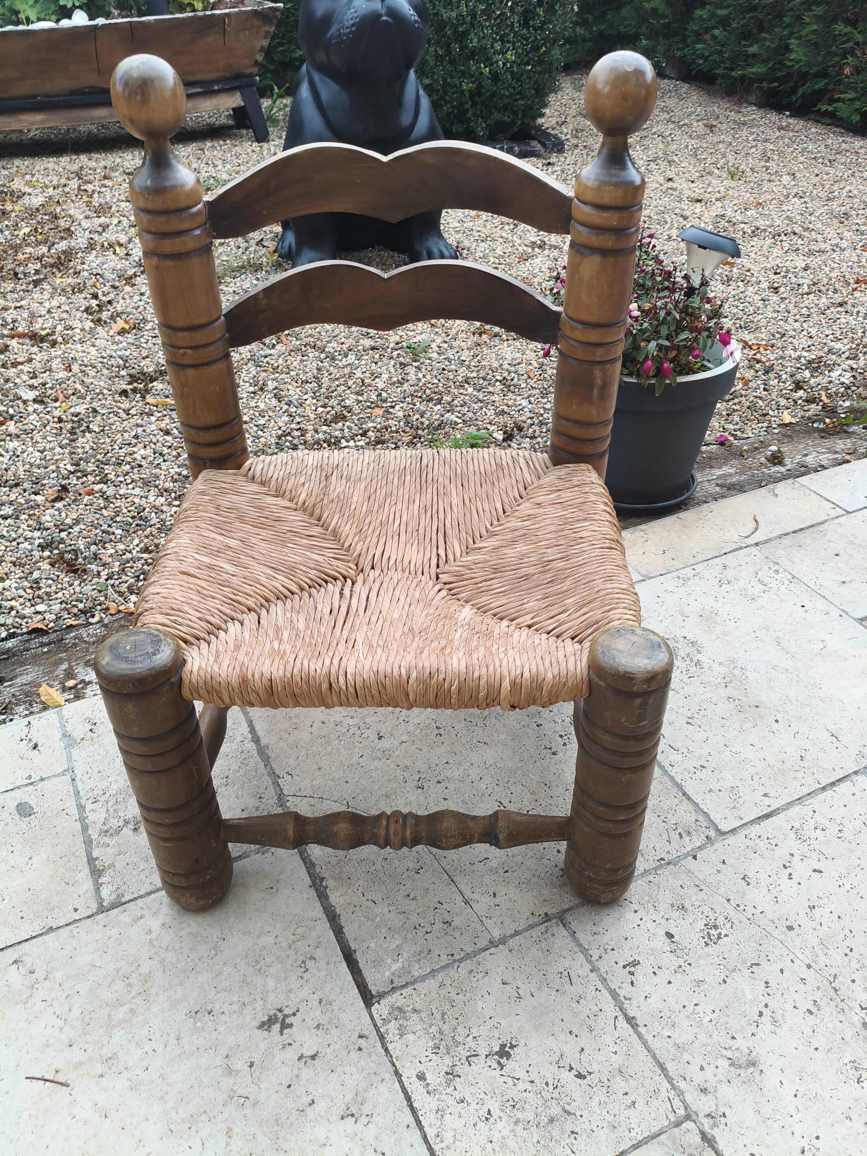 Chaise charles dudouyt