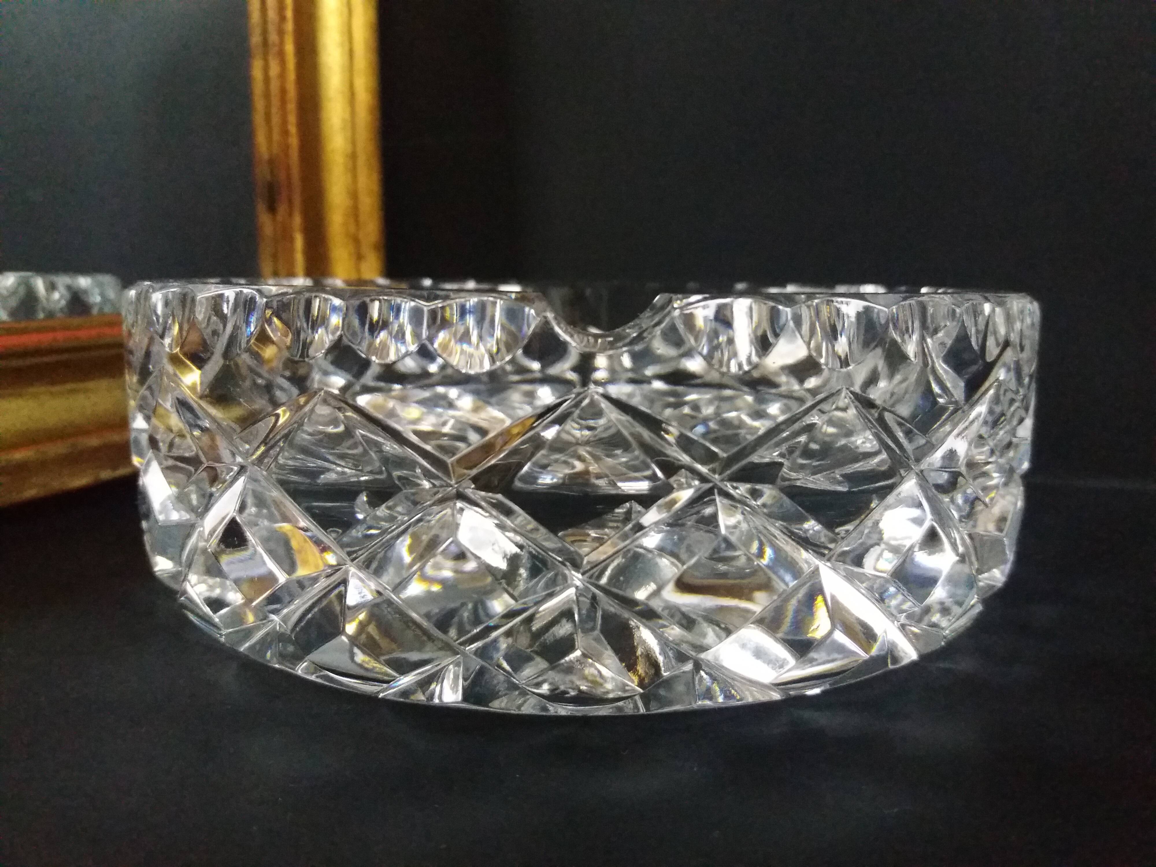 Empty chiseled crystal pocket