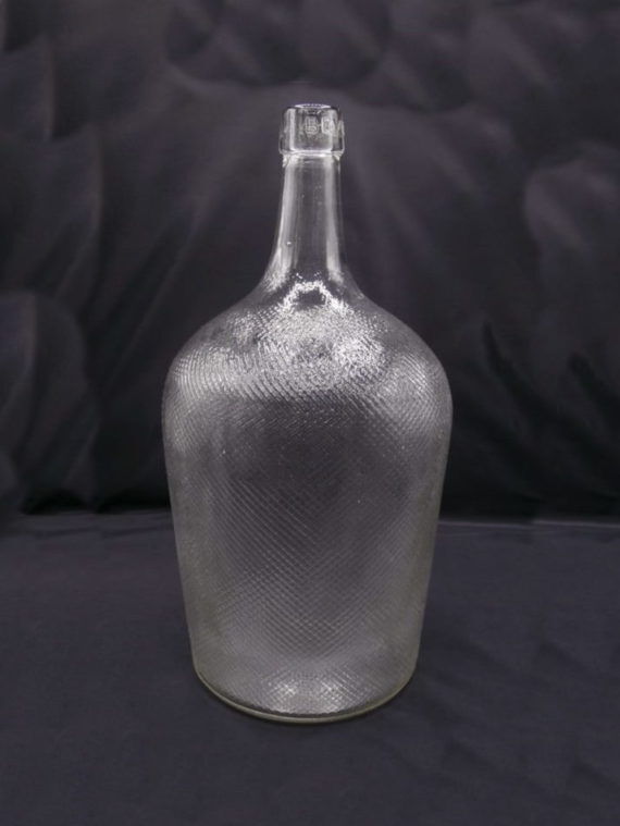 Dame Jeanne diamond relief