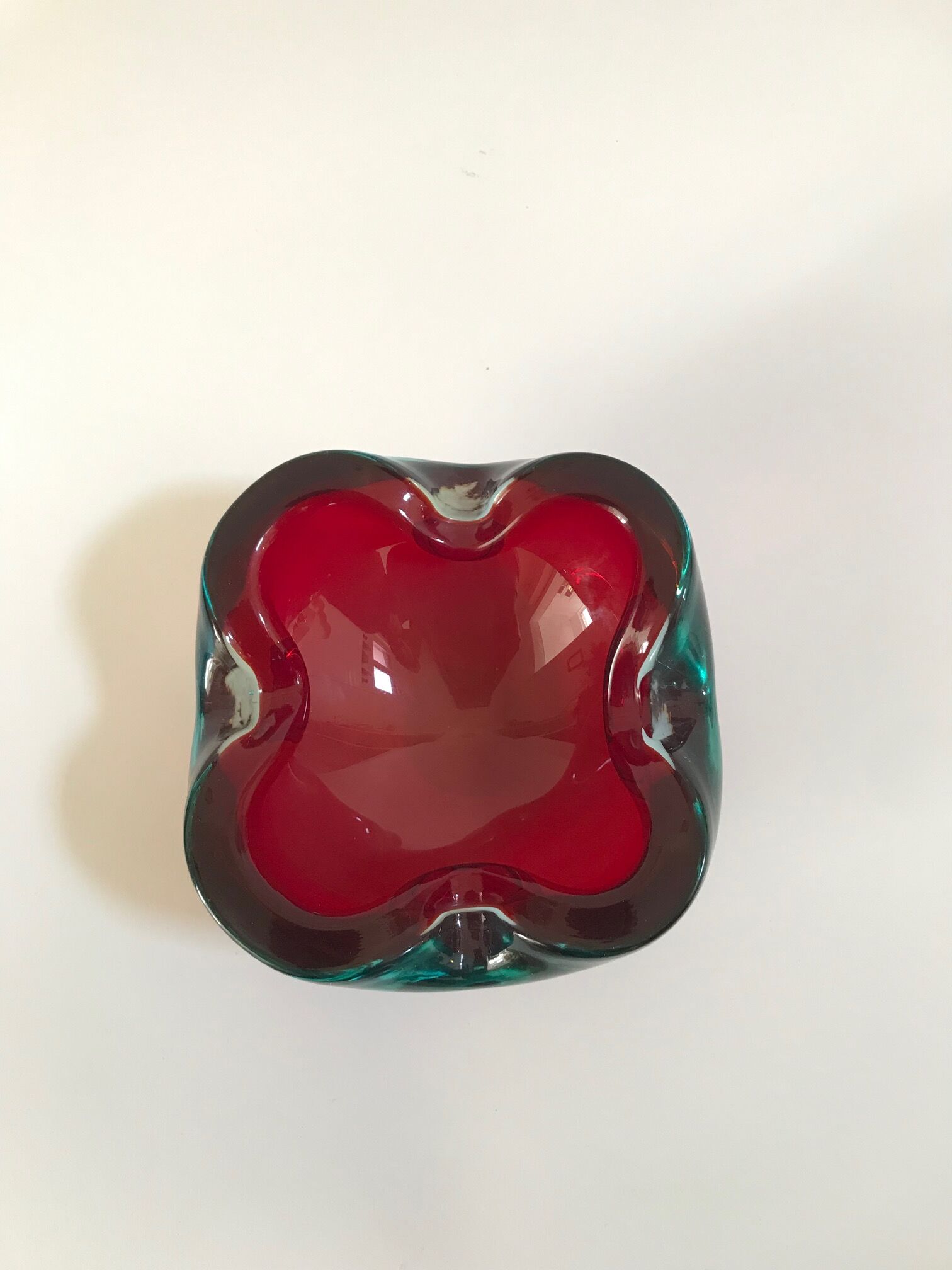 Red and blue ashtray by Flavio Poli for Seguso, in Murano glass 1960