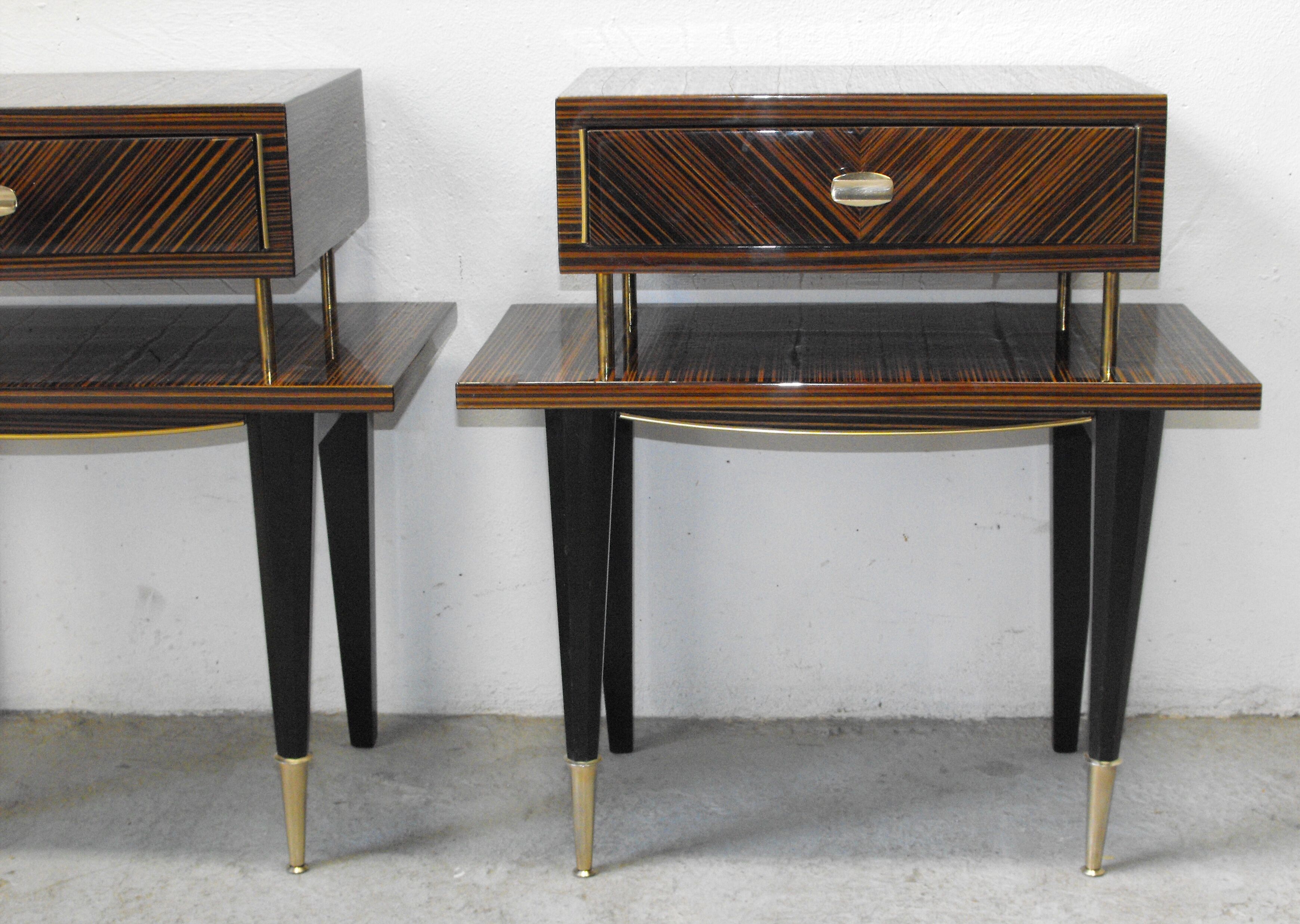 Paire de table de chevet années 50