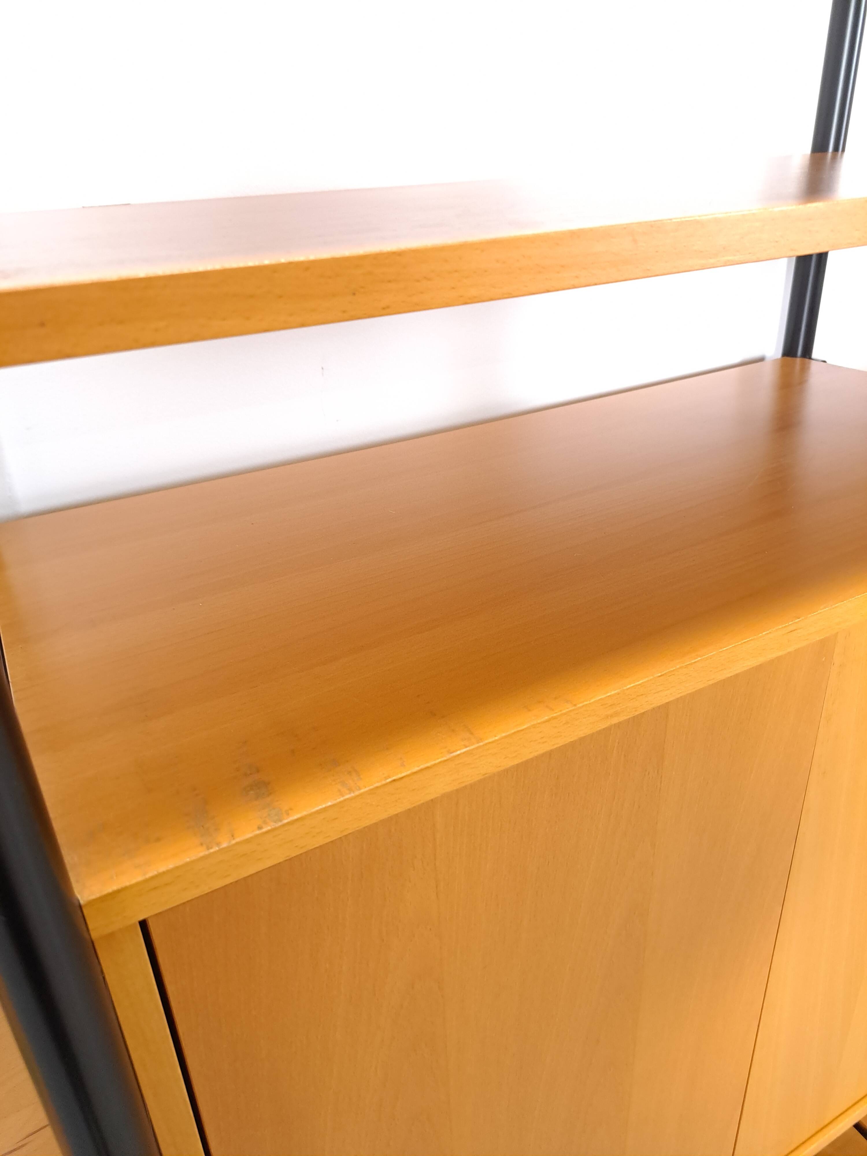Ikea modulair wandsysteem Niklas met kasten en planken vintage