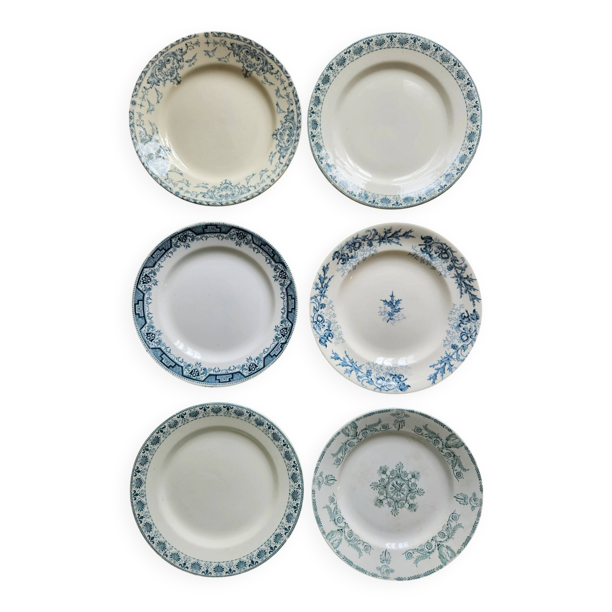 Assiettes plates anciennes dépareillées terre de fer