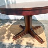 round table with central leg and extension, Baumann design