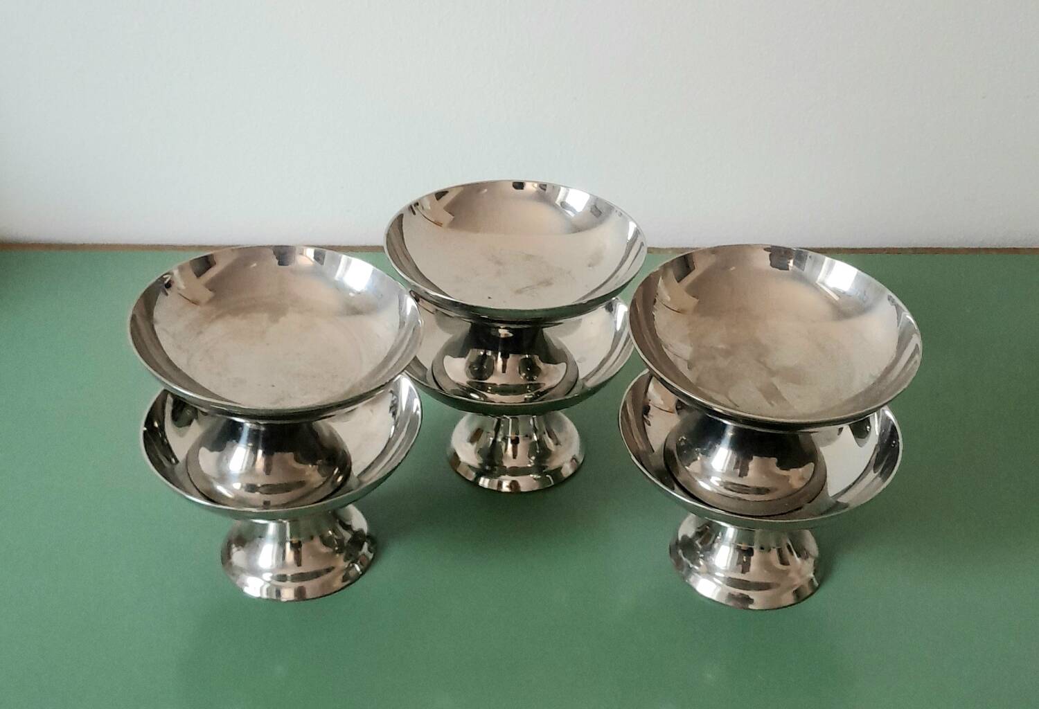 Stainless steel ice cream cups