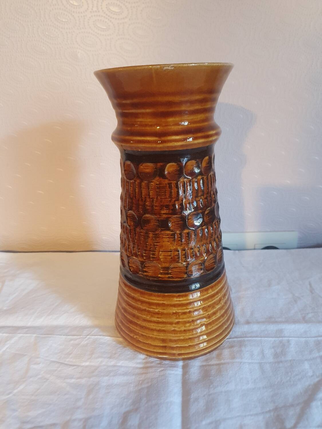 Vase w germany bay numbered 76 25 vintage 70's