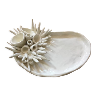Empty glazed ceramic pockets