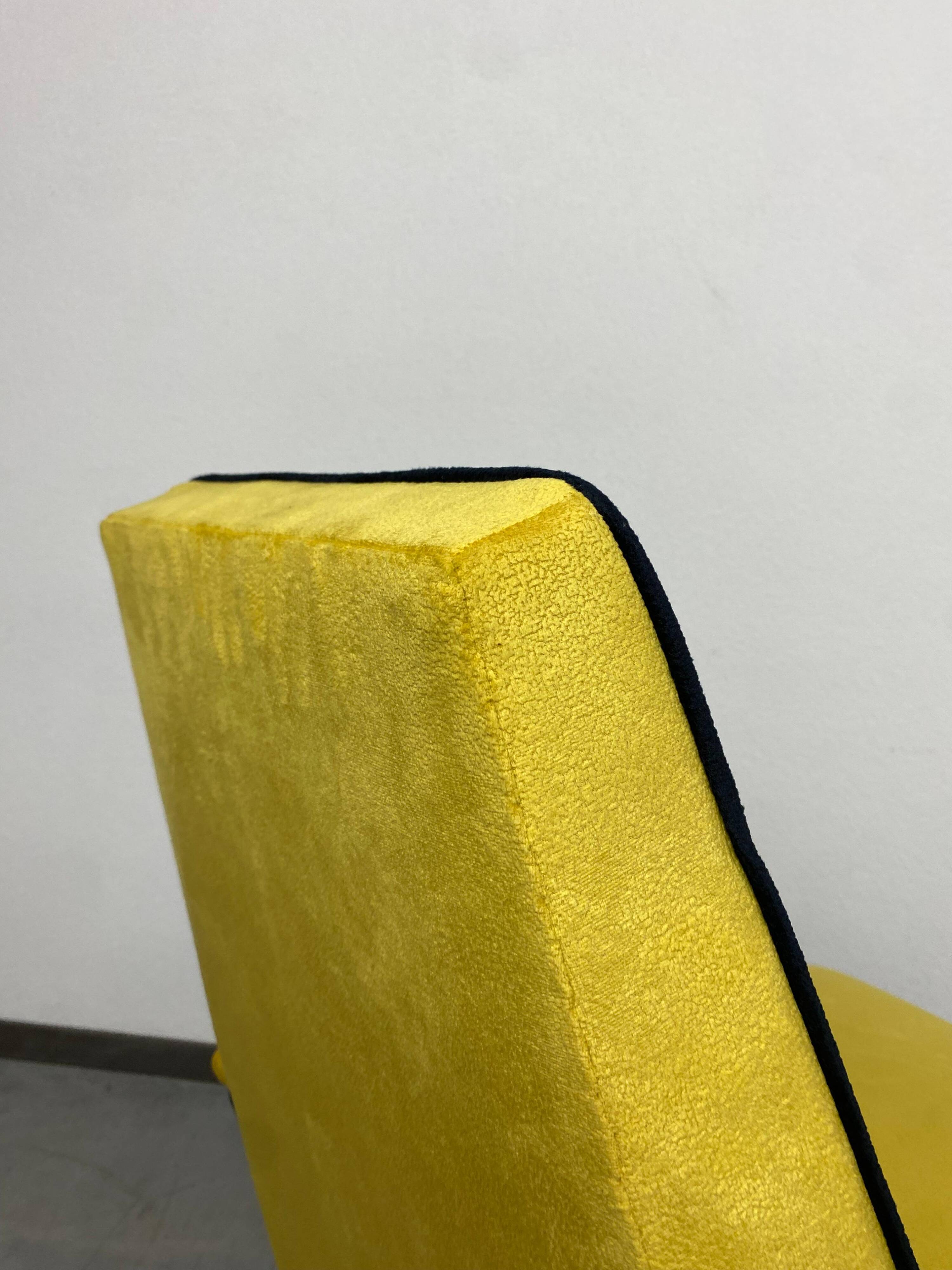 Mid-century design yellow armchairs