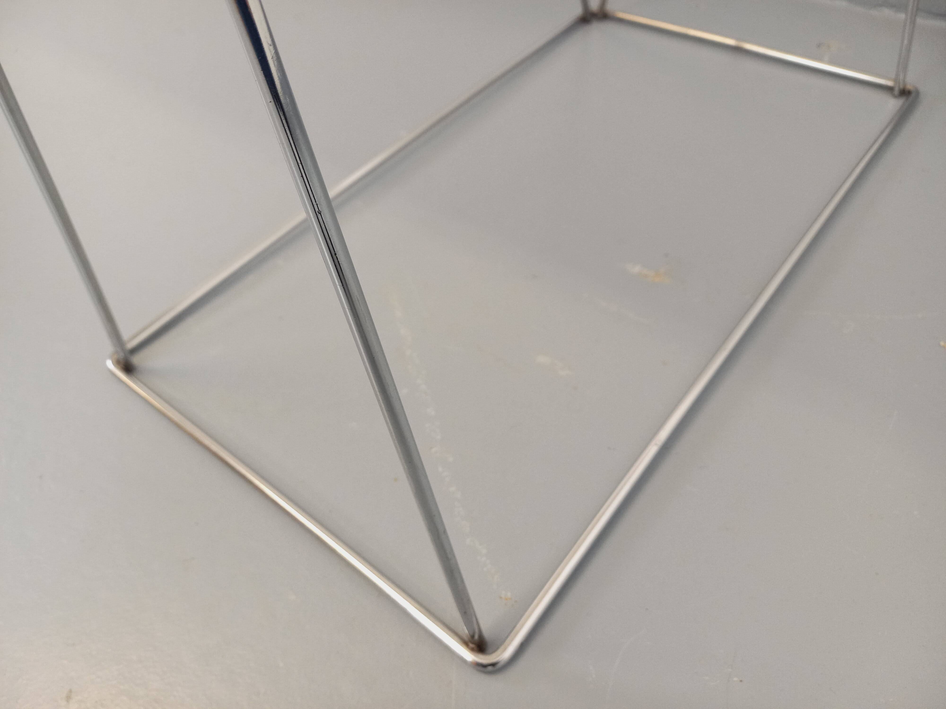 Bureau en verre fumé et métal chromé, années 70