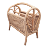 Rattan heart review holder