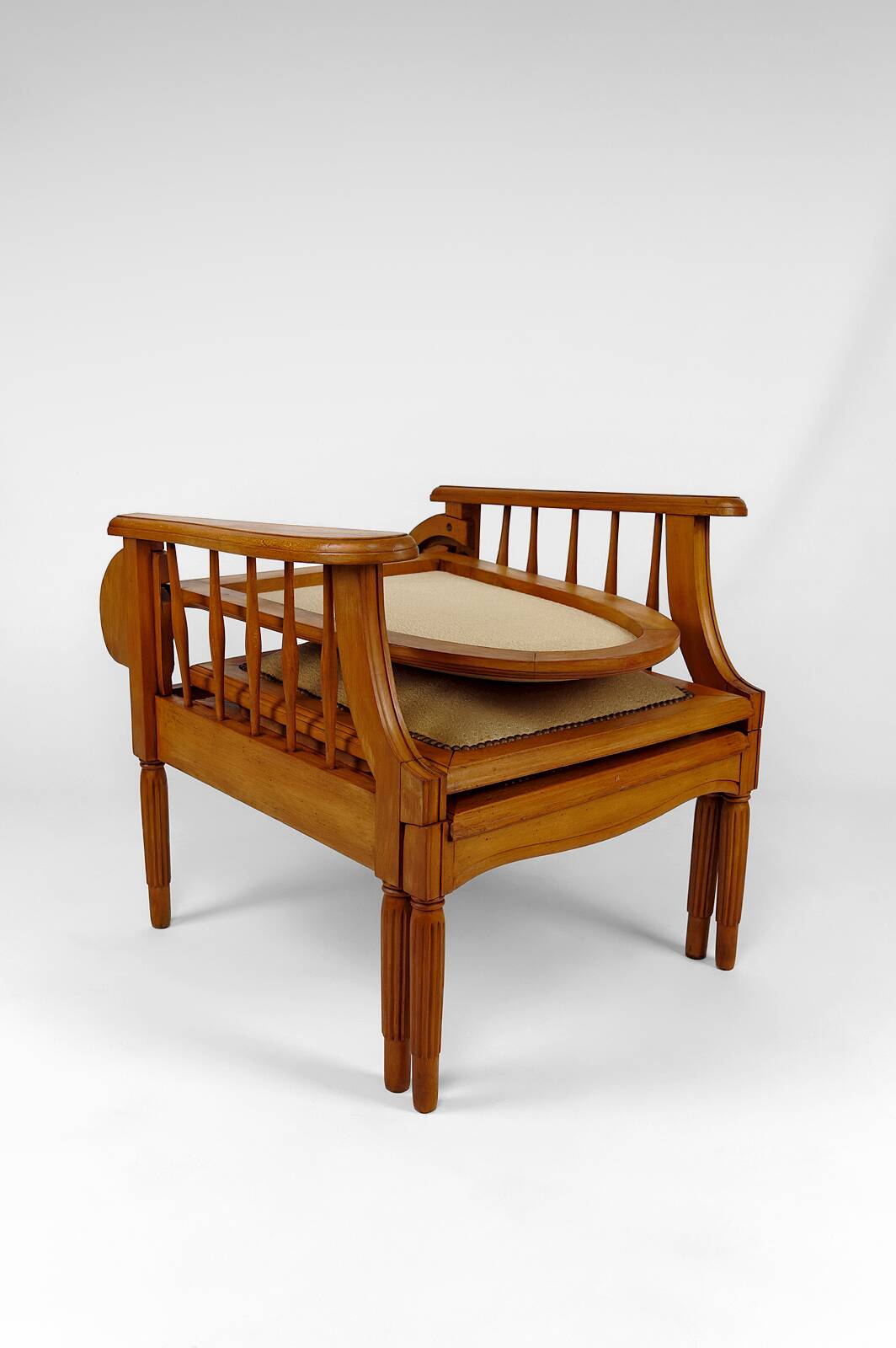Morris beech lounge chair, Art Deco, France, Circa 1925