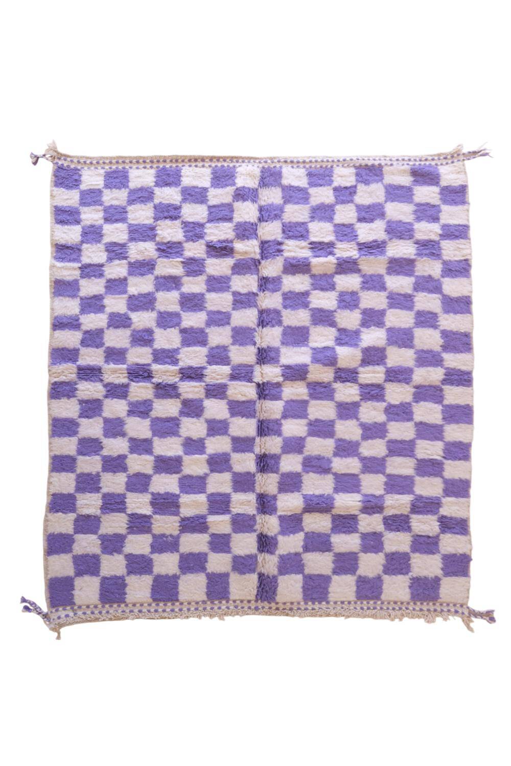 Purple and white checkered rug - 253 x 209 cm