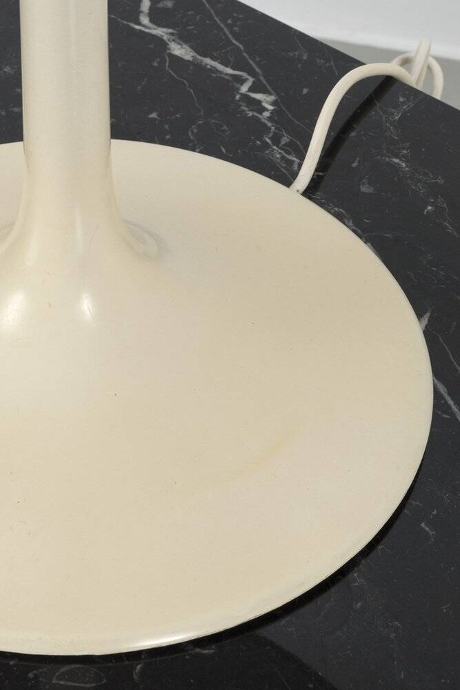 Table Lamp with Tulip Base