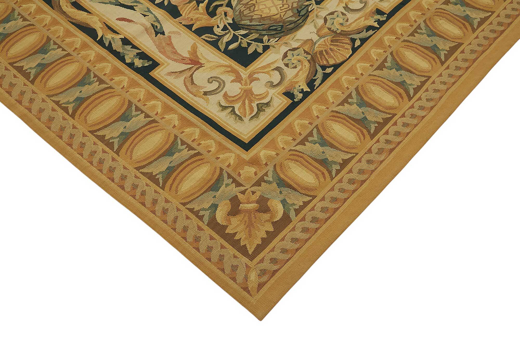 Handmade European Vintage Aubusson Kilim 304 cm x 436 cm