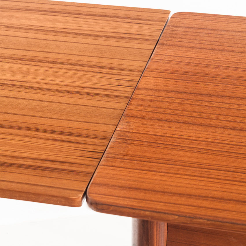 Table en teck avec rallonges de style scandinave - France, 1960