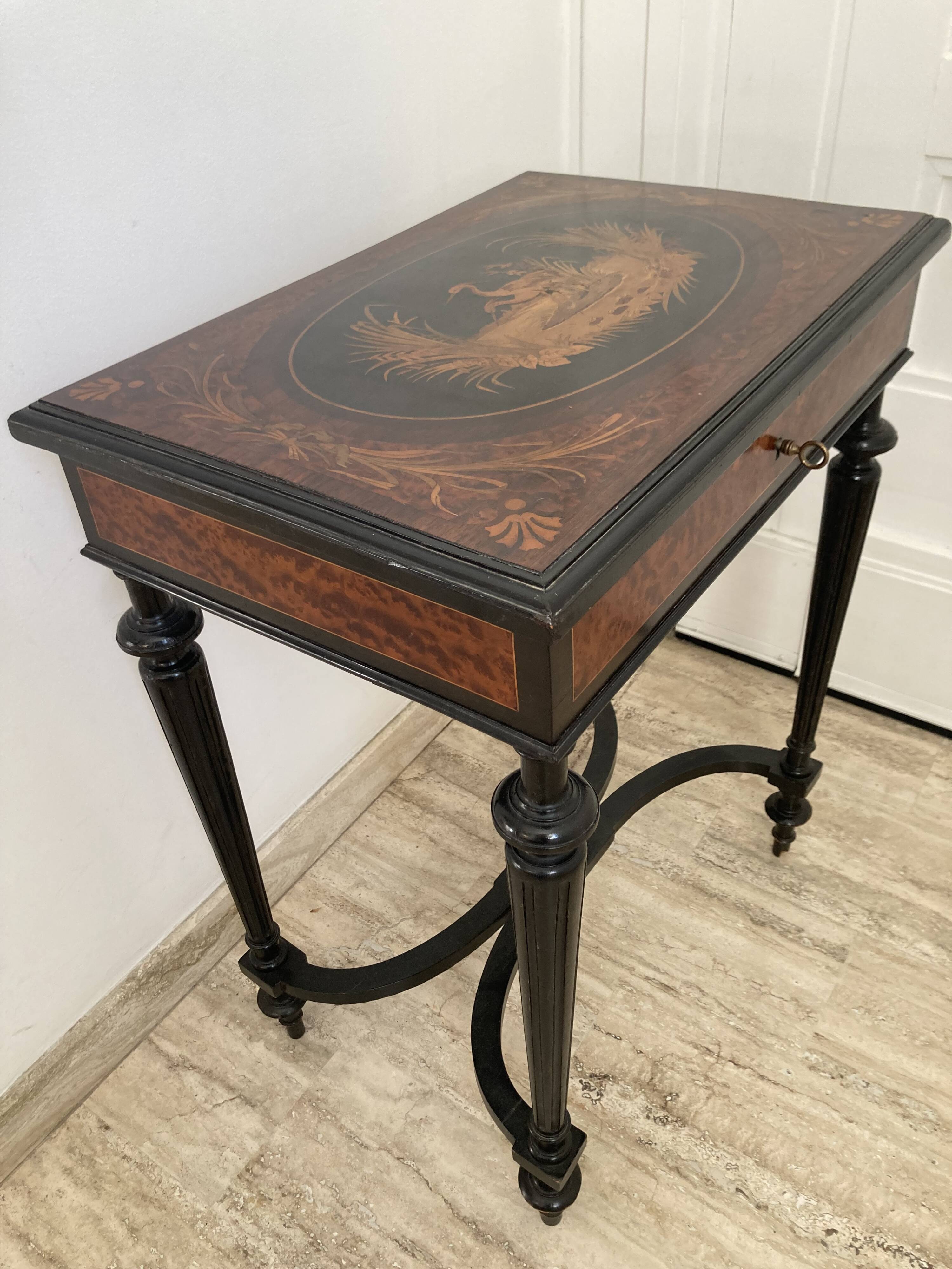 Napoleon III dressing table