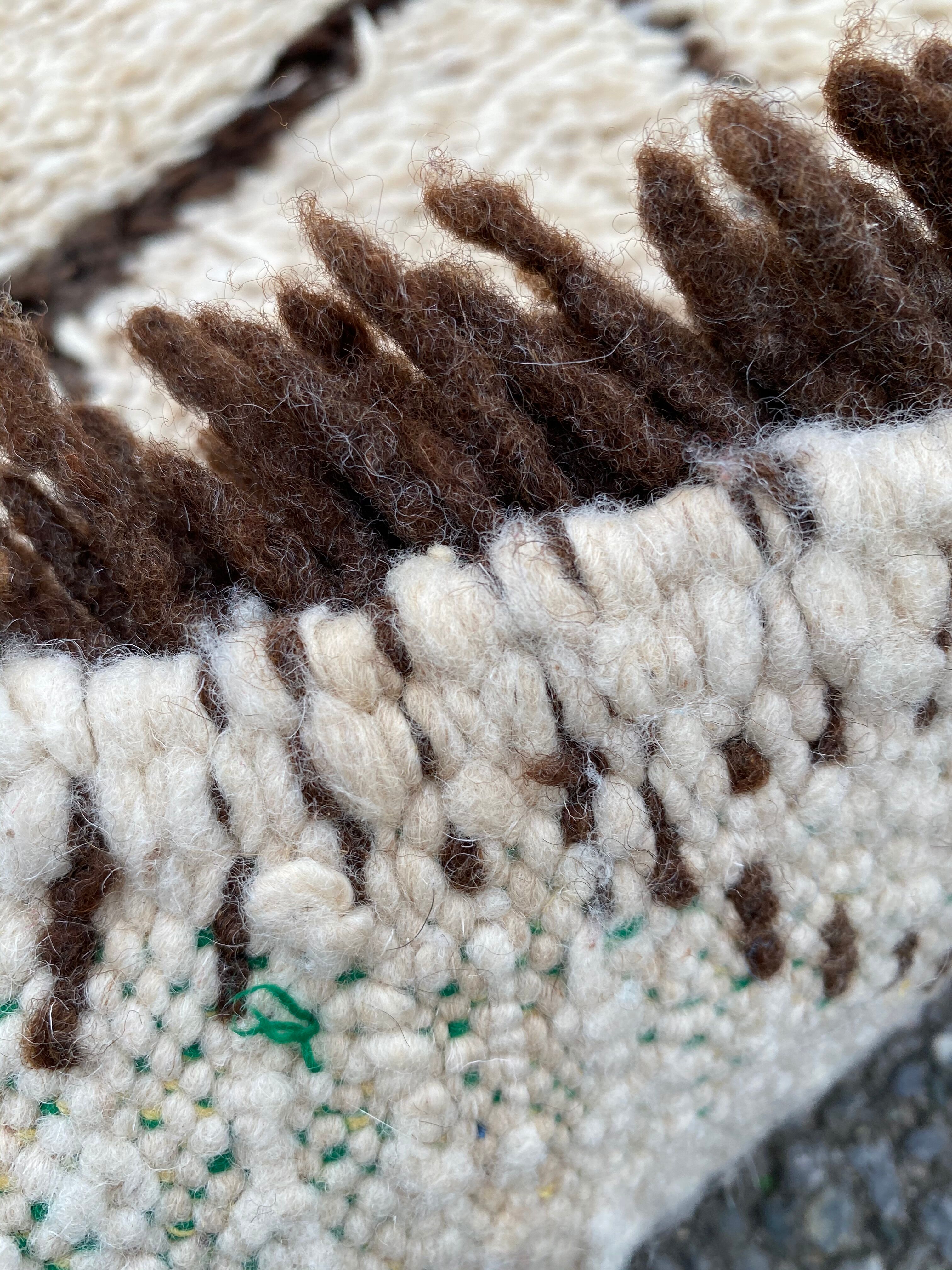 Berber carpet 85x190 cm