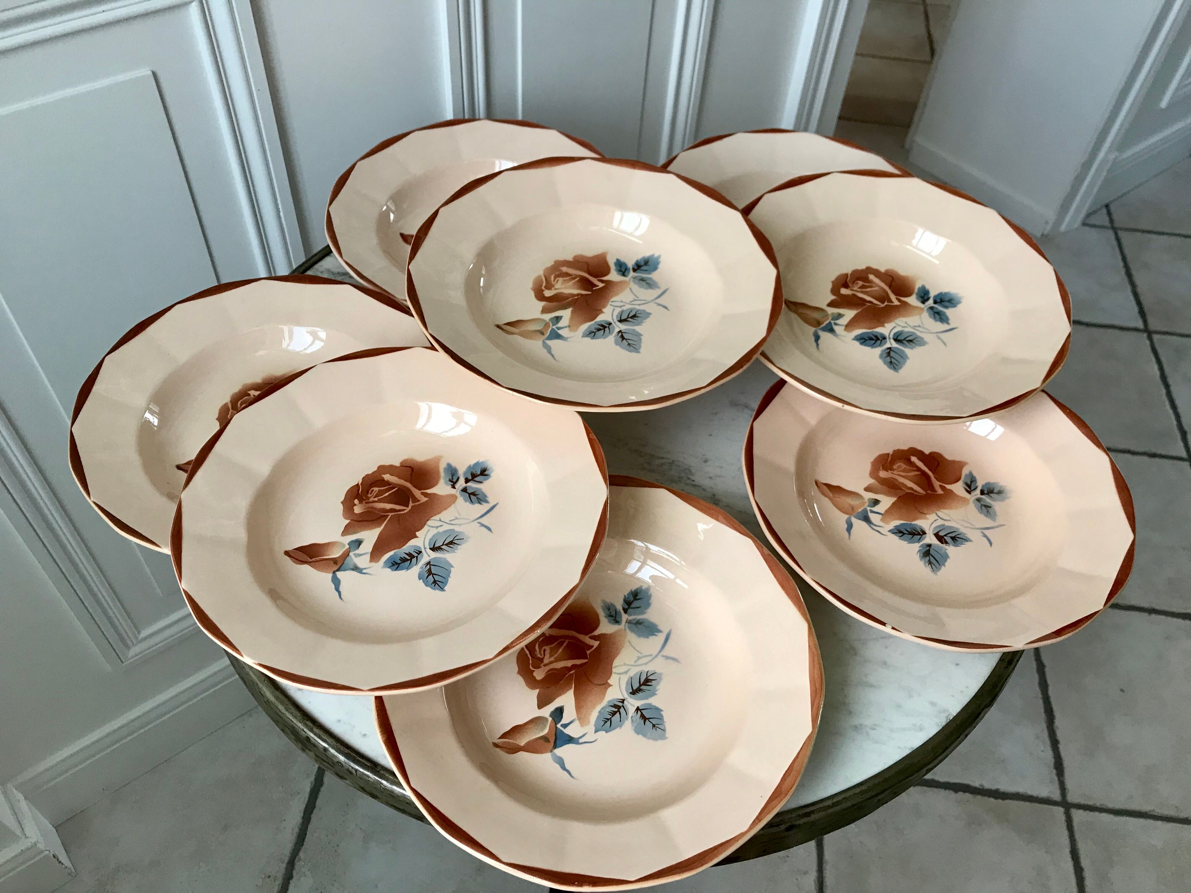 Set of 8 hollow plates Digoin Sarreguemines years 30-40