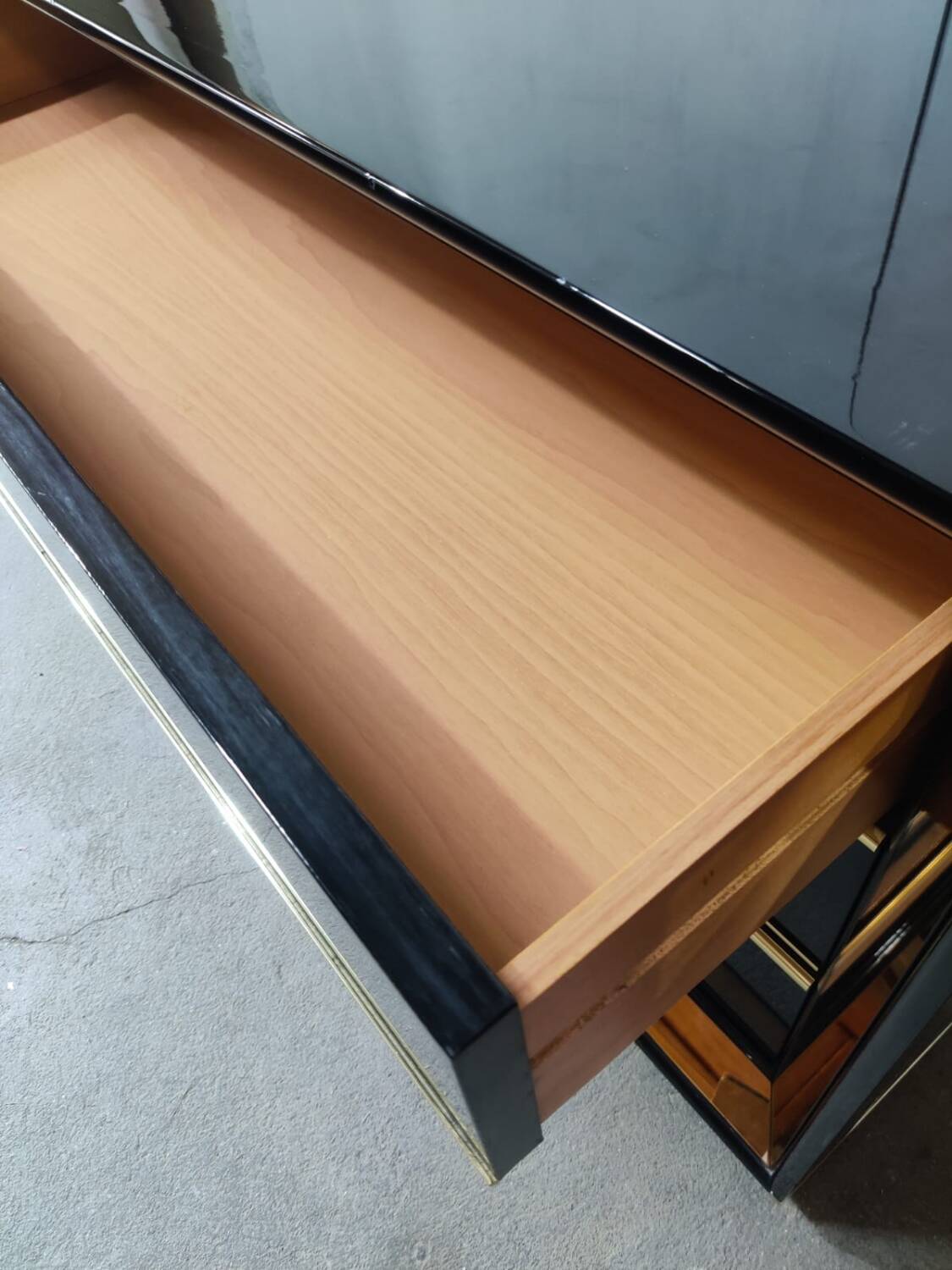 Italian sideboard / chest of drawers, 1970/1980