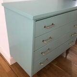 Vintage chest of drawers