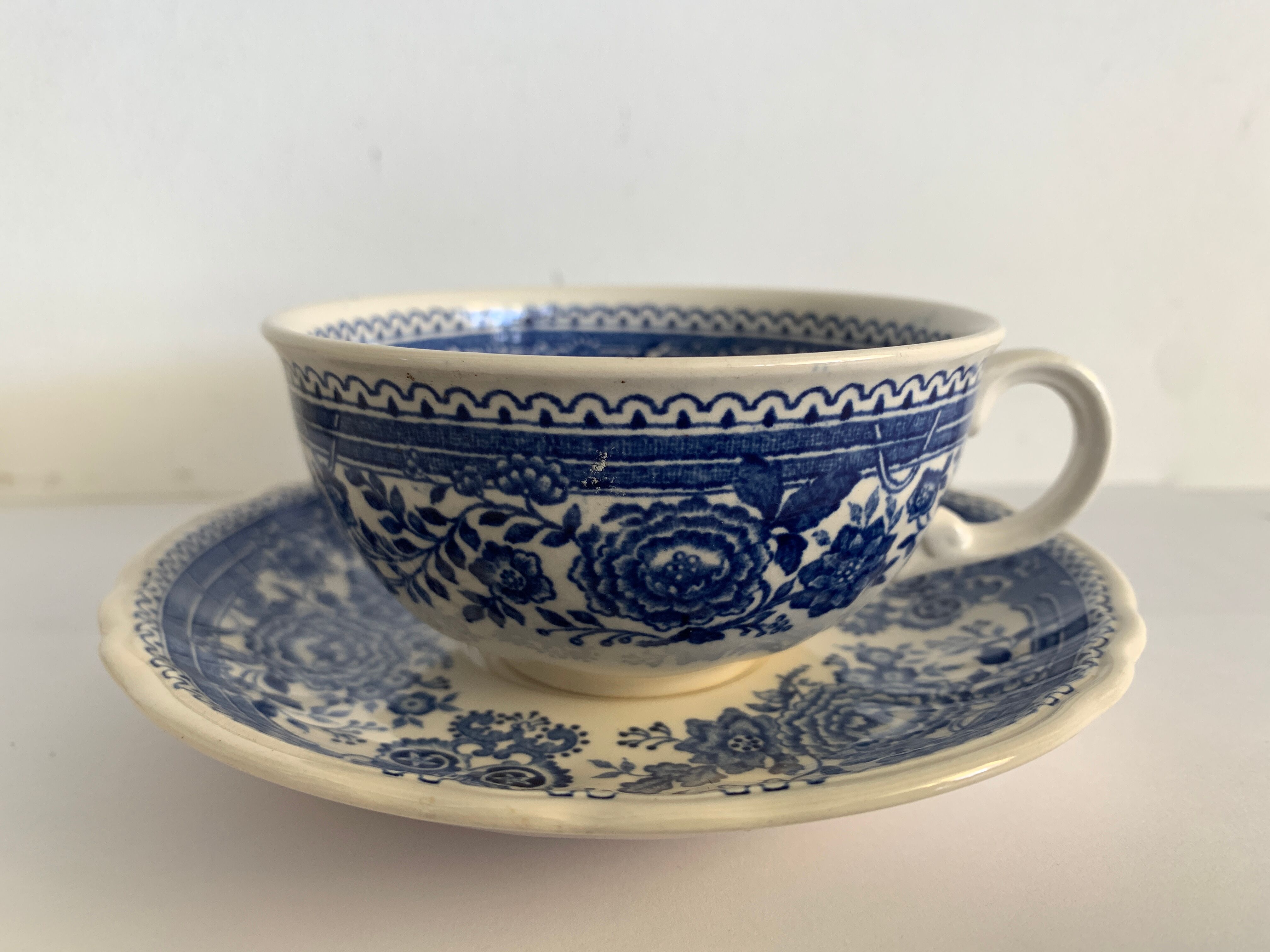 Old service Villeroy and Boch, blue Burgenland model, 27 pieces