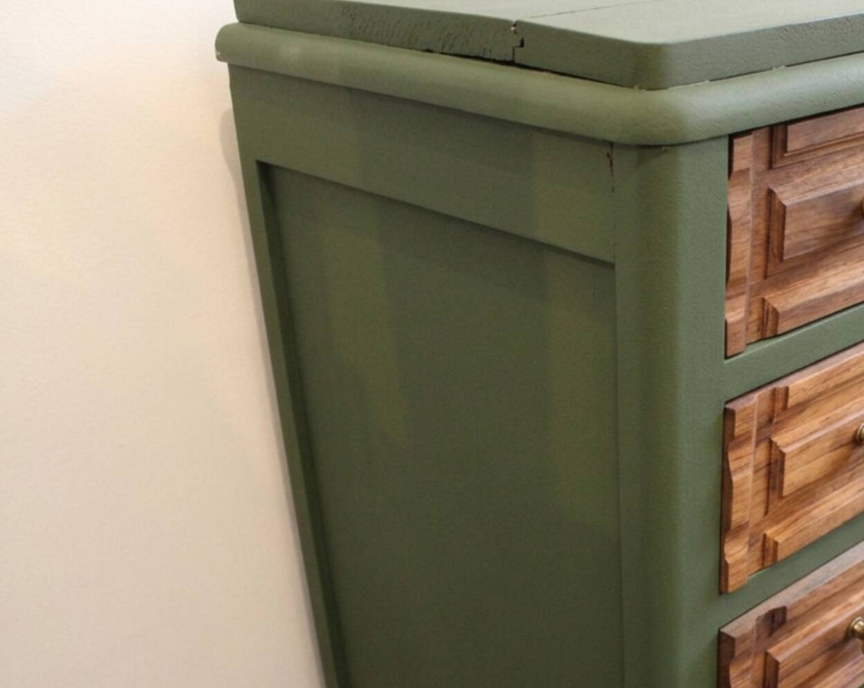 Commode vintage 4 tiroirs verte et bois