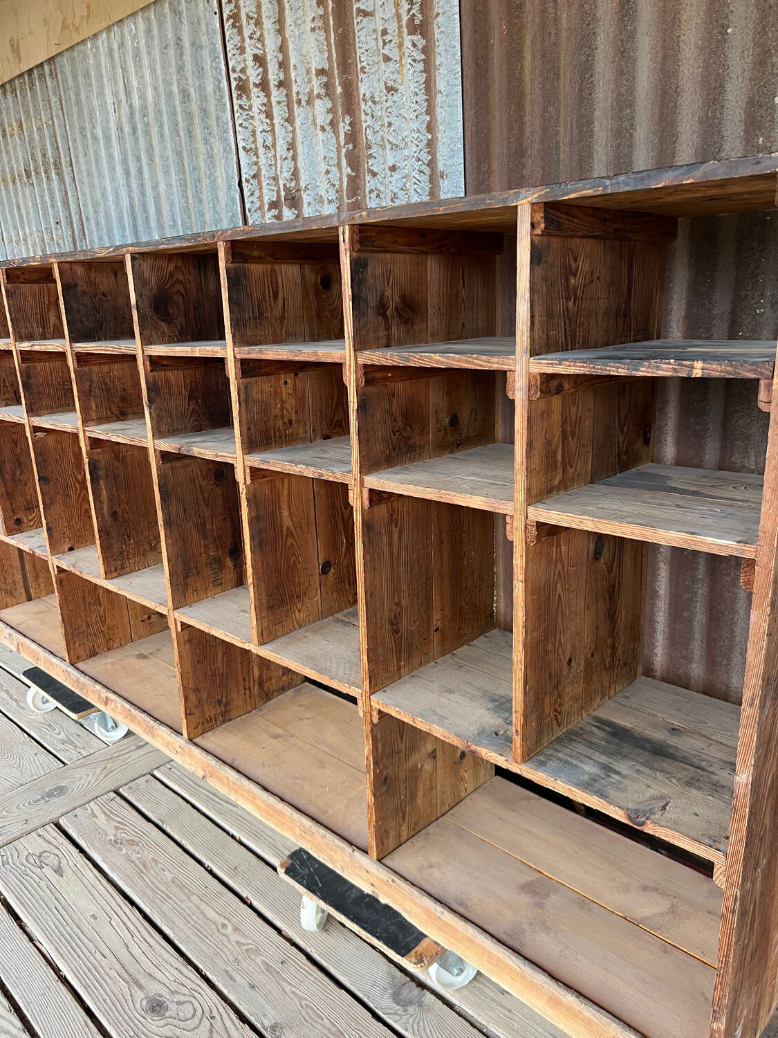 Ancien casier d’atelier