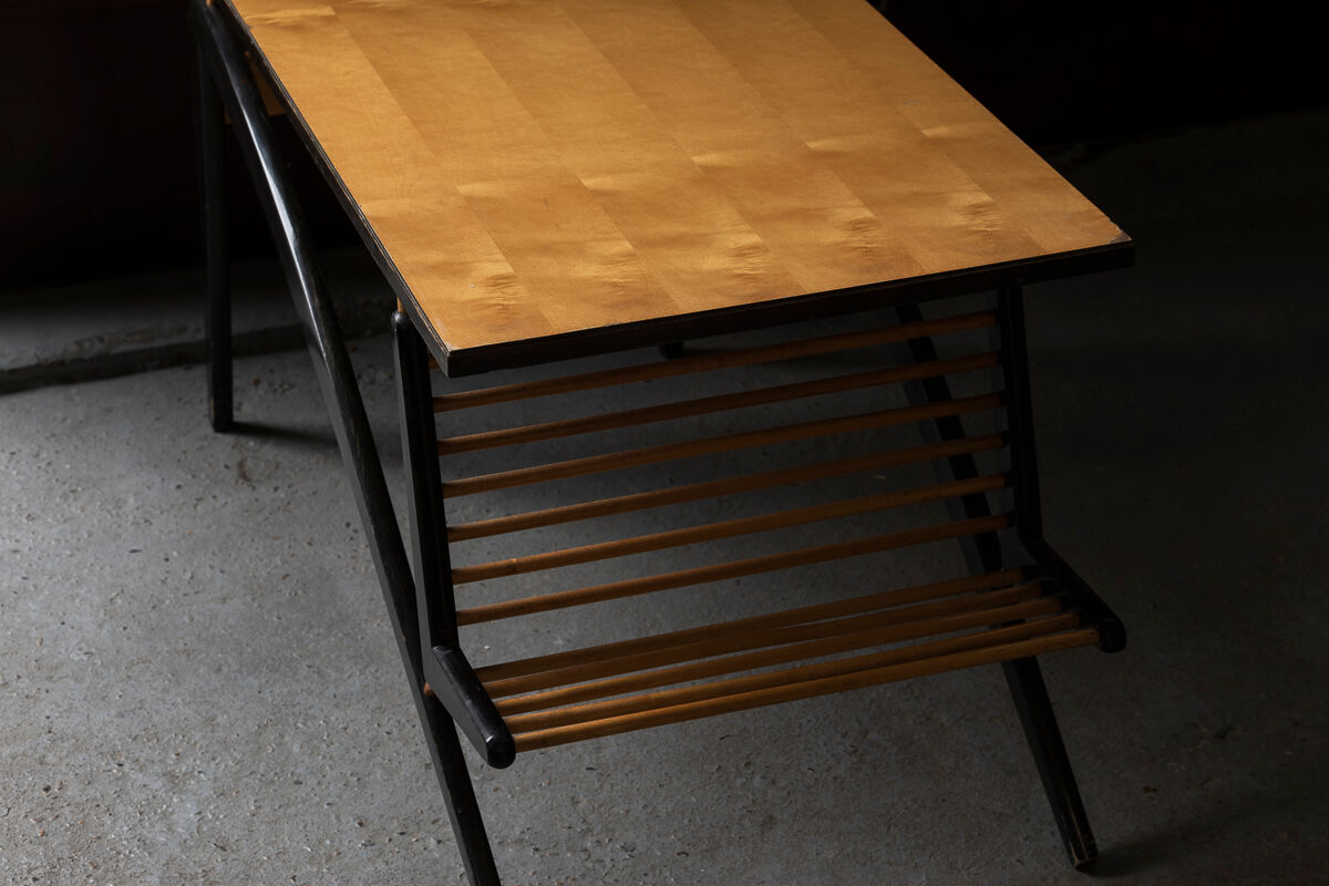 Table basse aux formes organiques, Slovénie, années 1960