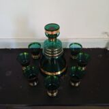 Carafe et verres à liqueur vert et doré verre ancien
