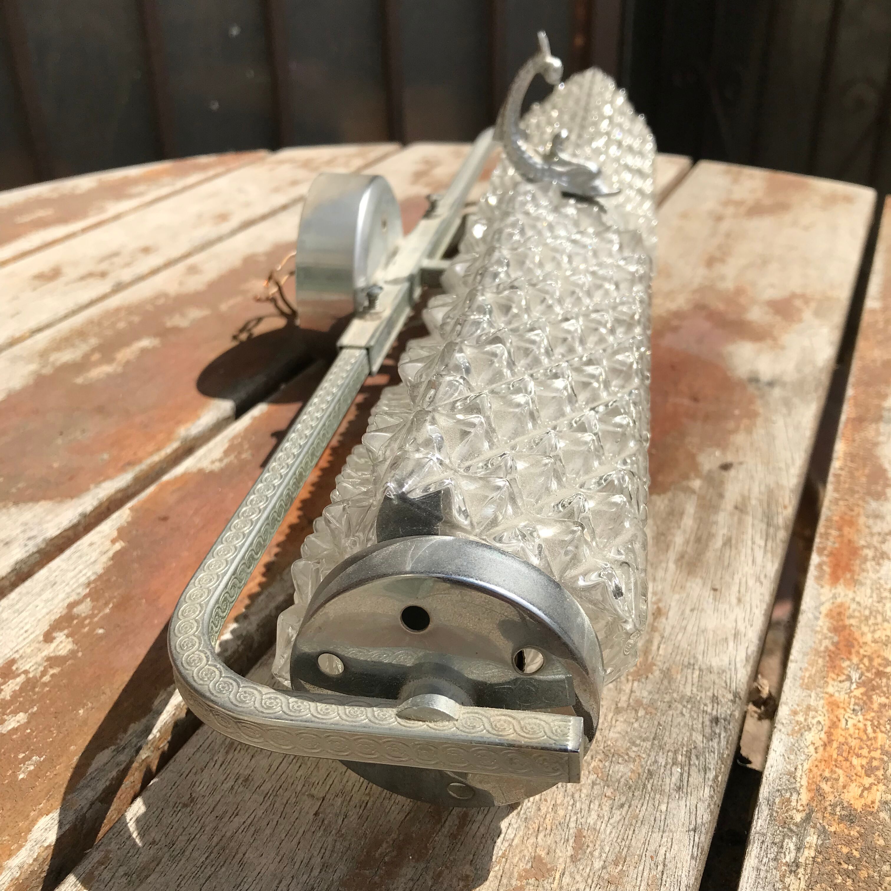 Luminaire applies art deco