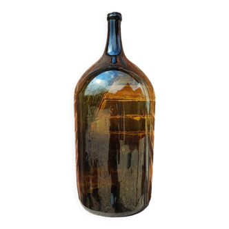 Lady jeanne old amber bottle