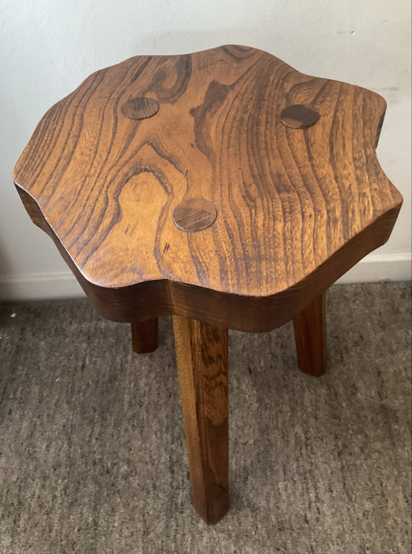 Tripod farmhouse stool in solid oak