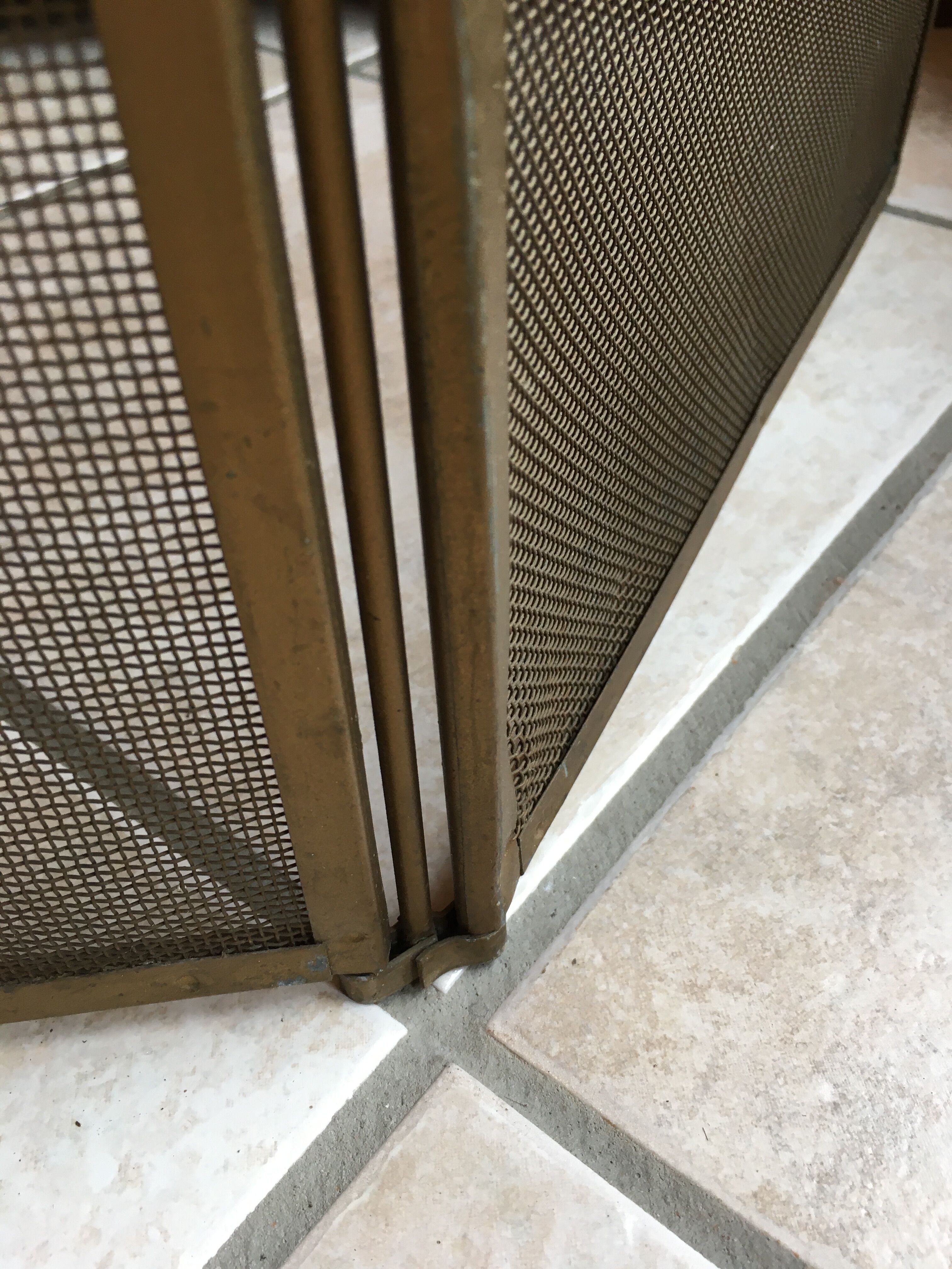 3-shuttered fire pare