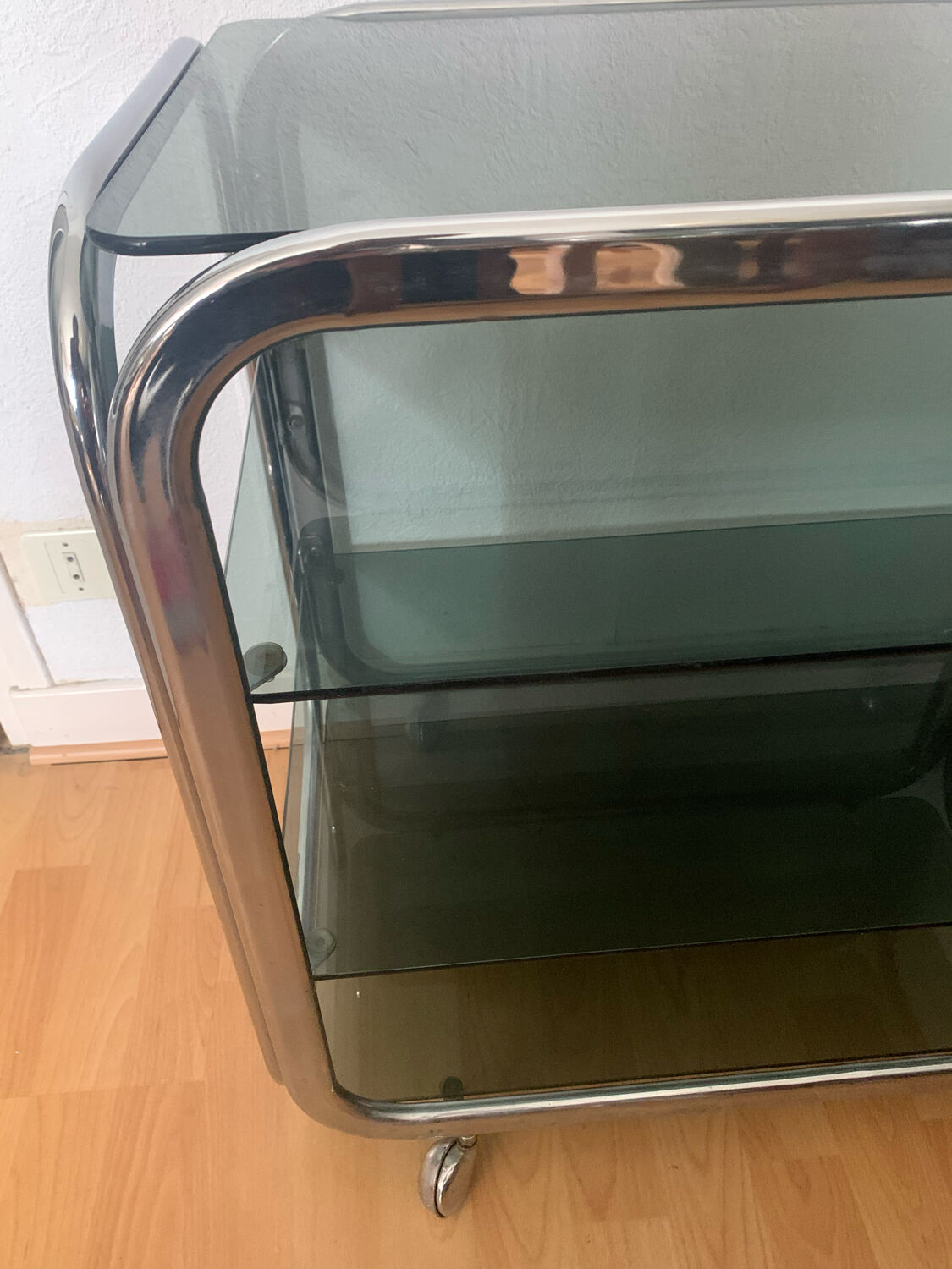 Dessert chrome and smoked glass