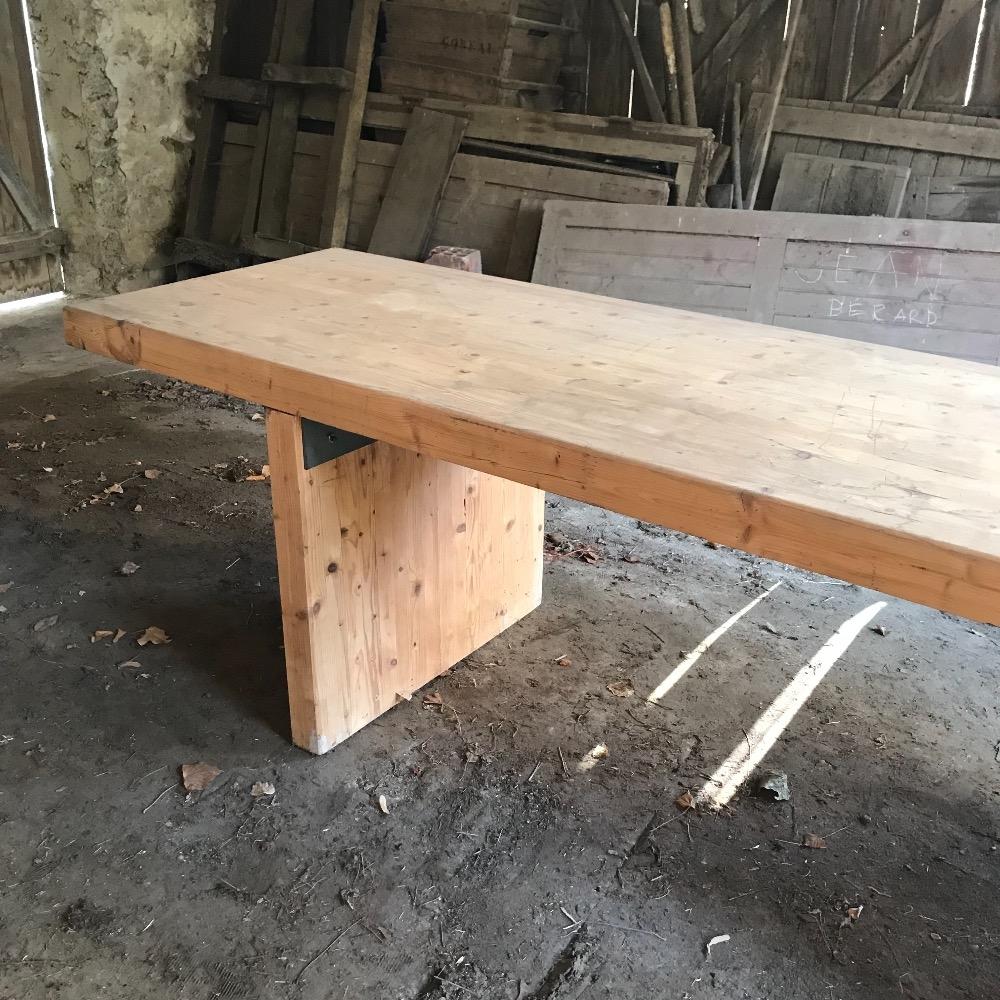 1970 table in pine wood sun