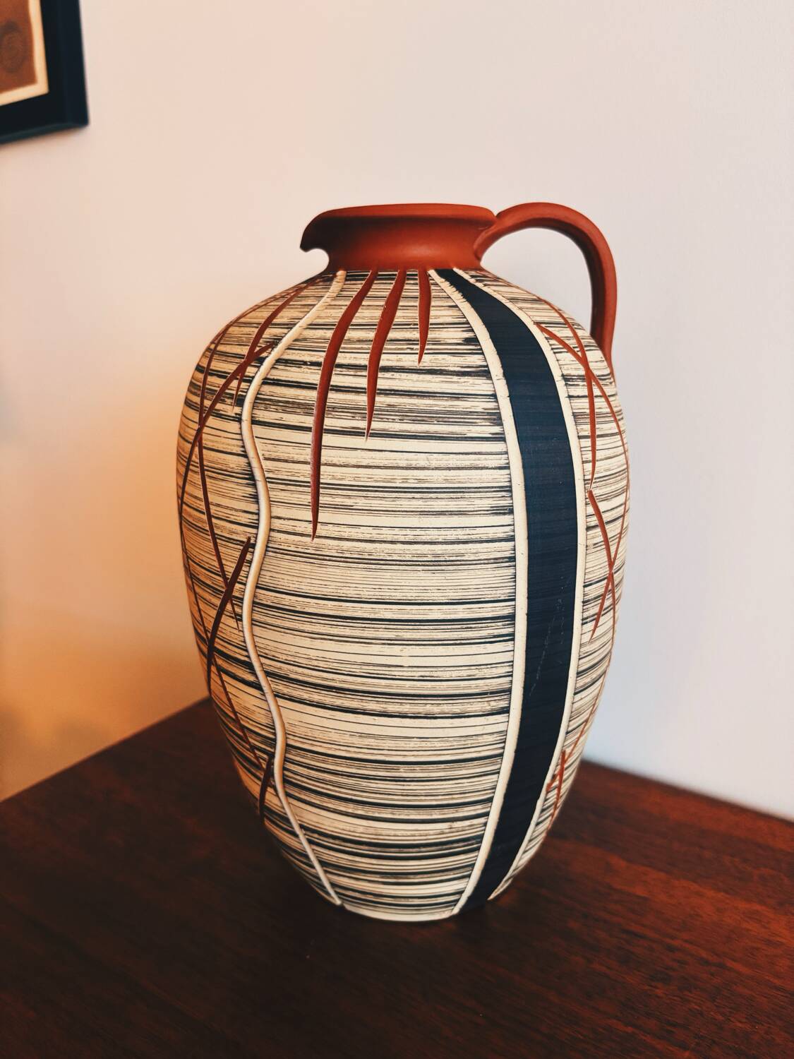 Vase en terre cuite allemande