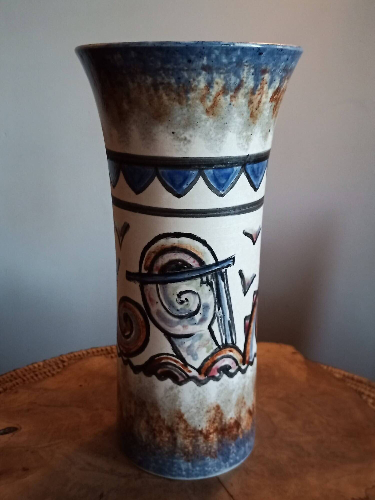 Vase en céramique de Quimper signé Fouillen