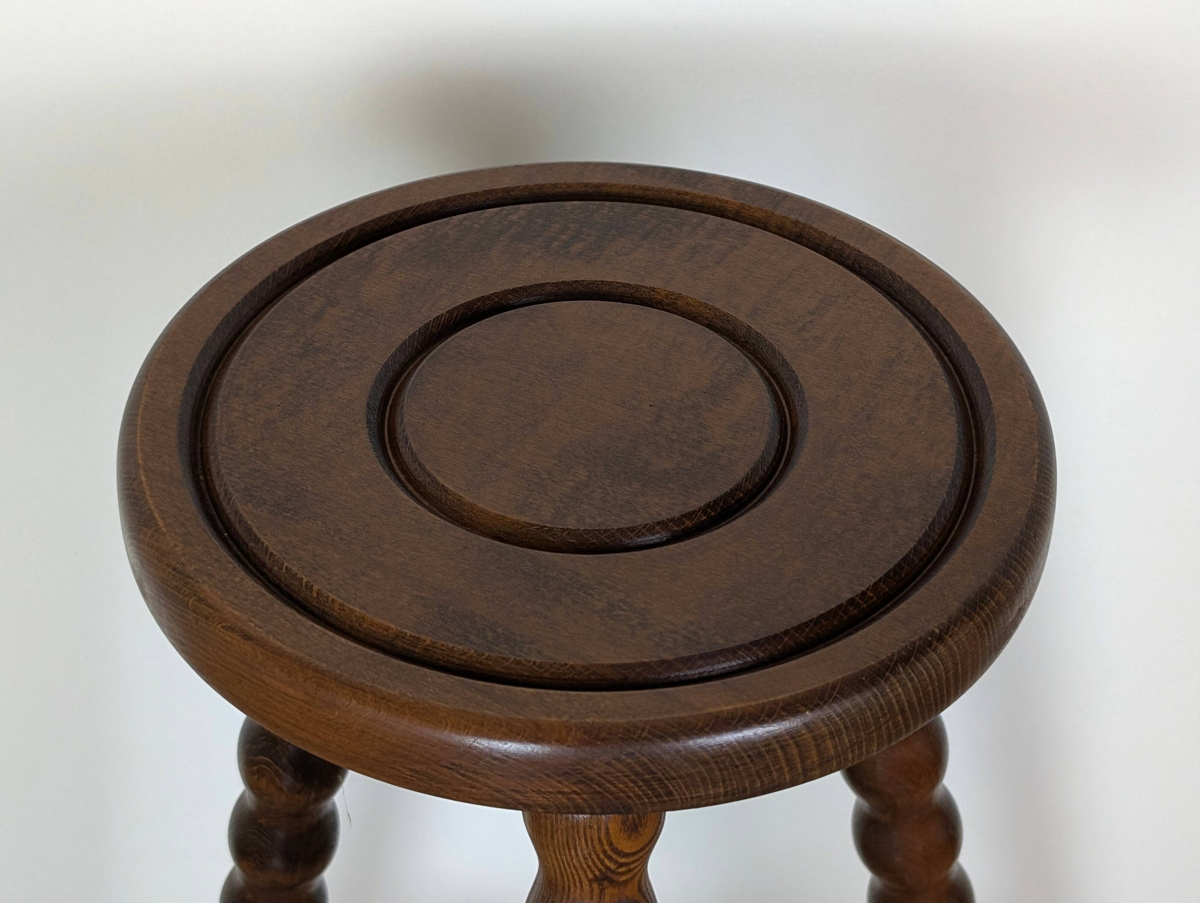 Paire tabourets tripodes