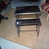 Pull out tables