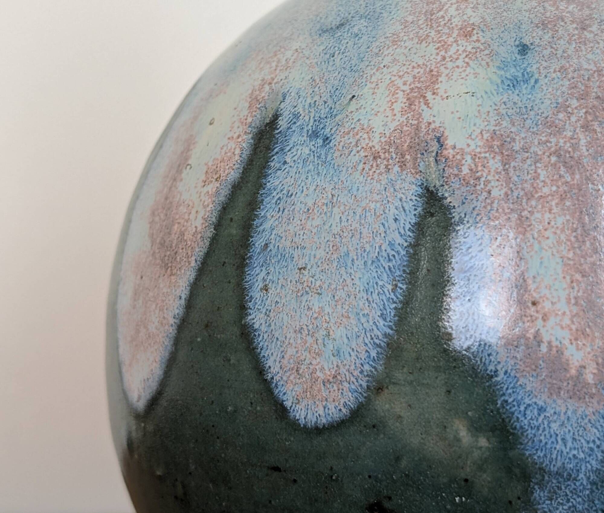 Ceramic lamp base