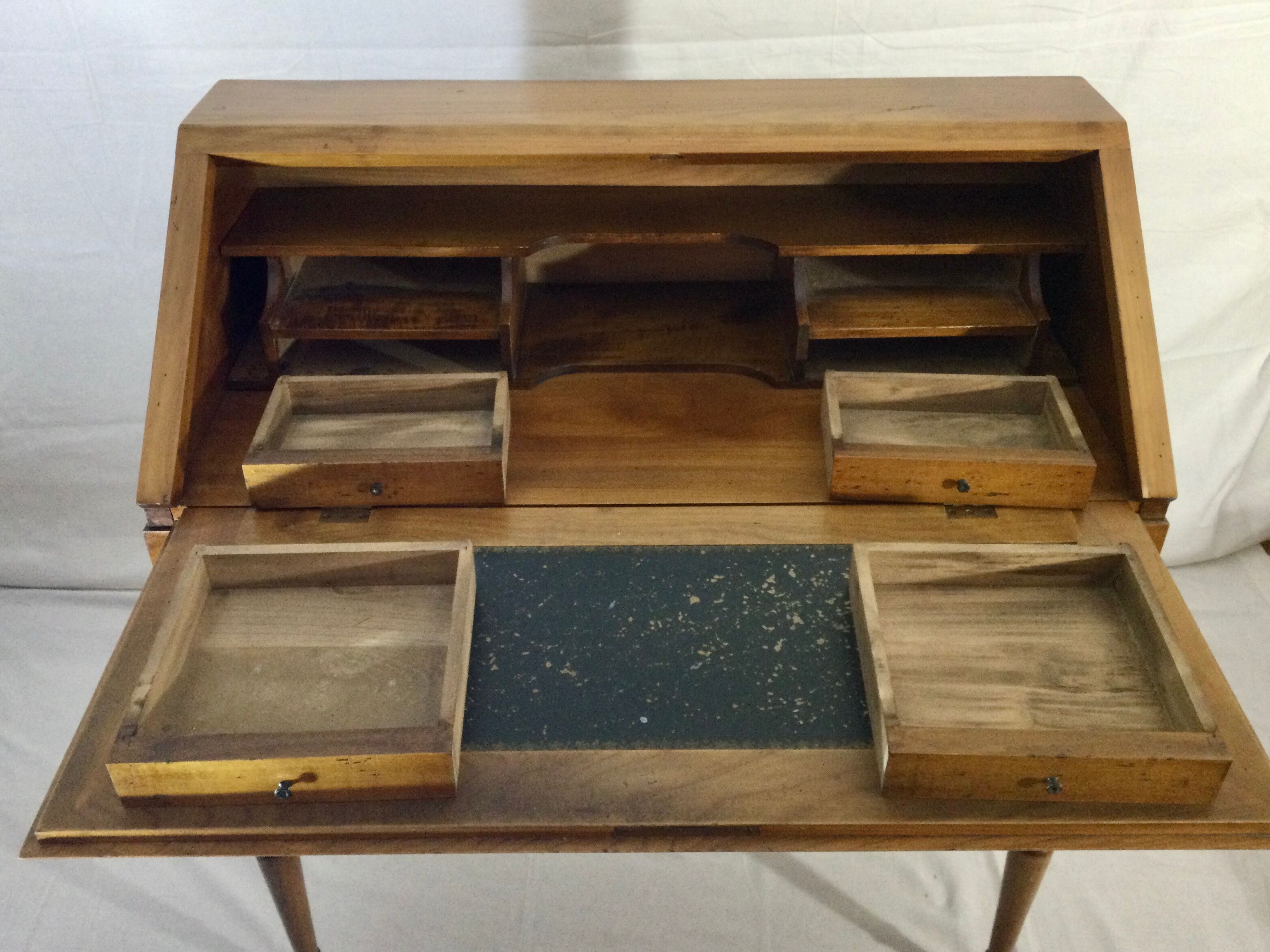 Office donkey back en merisier